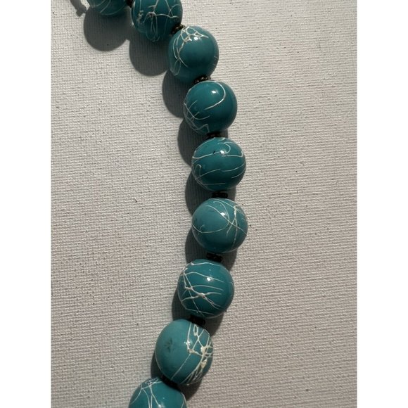 Huge 15mm Blue Round Faux Turquoise with White Drizzle on Beads Choker Necklace - Picture 4 of 5